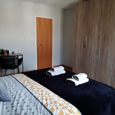 Chambre Double Dans Maison Chaleureuse Et Familiale Carcassonne Eksteriør bilde